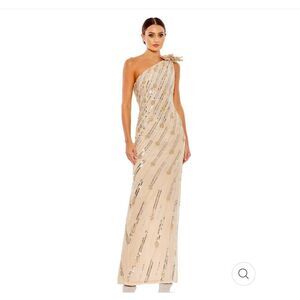 MAC DUGGAL EMBELLISHED FLORAL DETAIL ONE SHOULDER GOWN Nude/Gold size 14 New